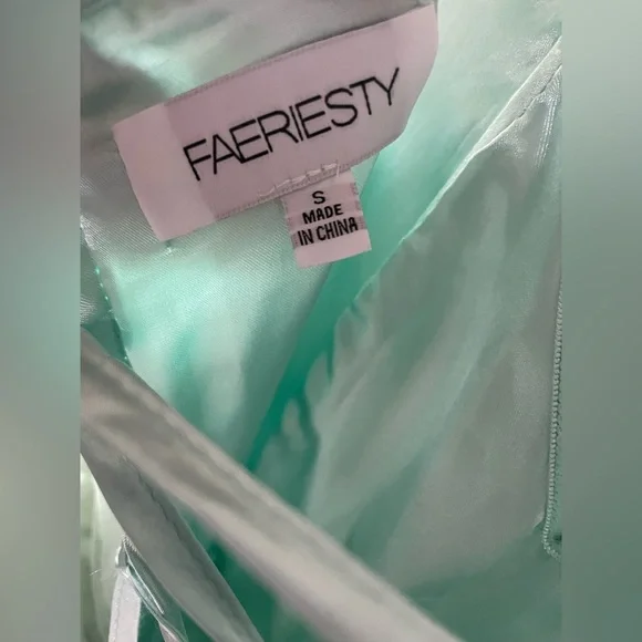 Faeriesty Off Shoulder Tulle Layered Dress In Pale Green - Picture 6 of 10